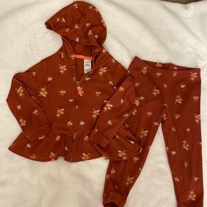 Carter’s | Burnt orange | size 24M